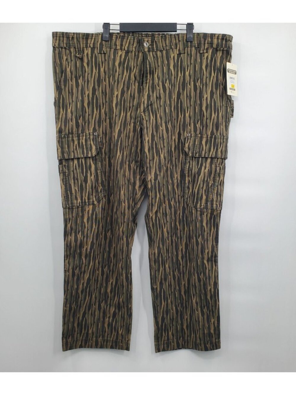 Duluth Trading Standard Fit Fire Hose Cargo Work Pants Men Size 44 x 32 NWT Camo